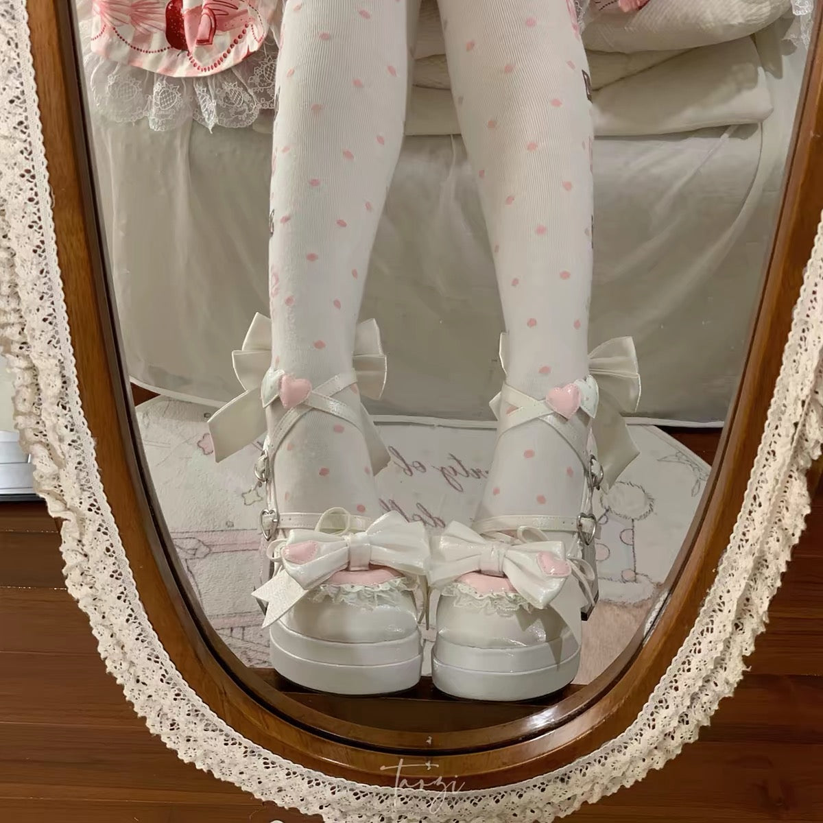 White bow platform heels mirror view