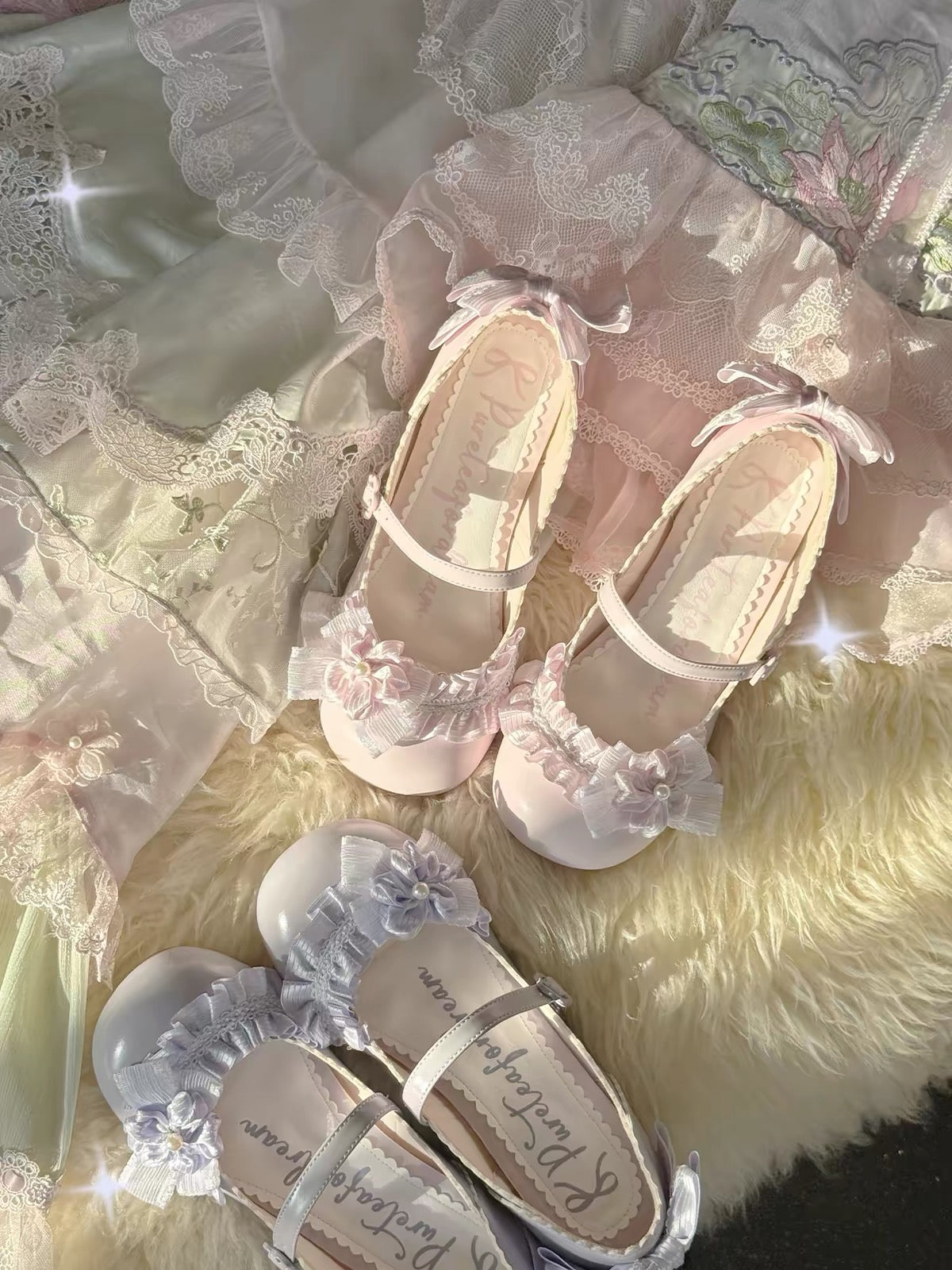 Pink low heel Lolita shoes detail