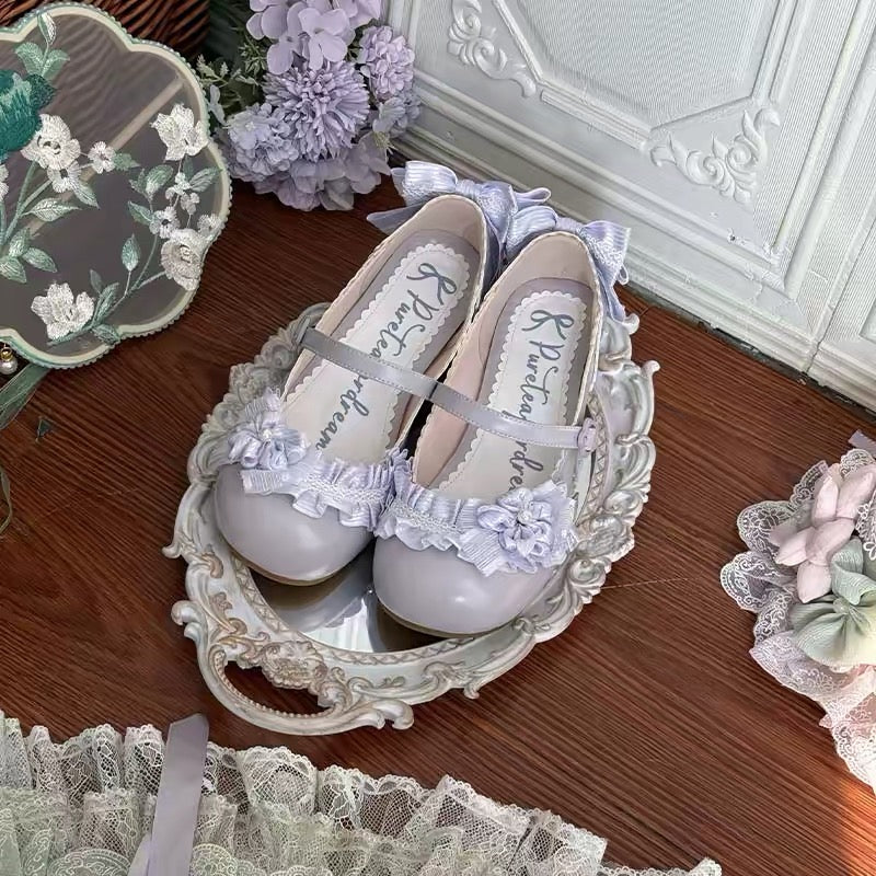 Pink low heel Lolita shoes