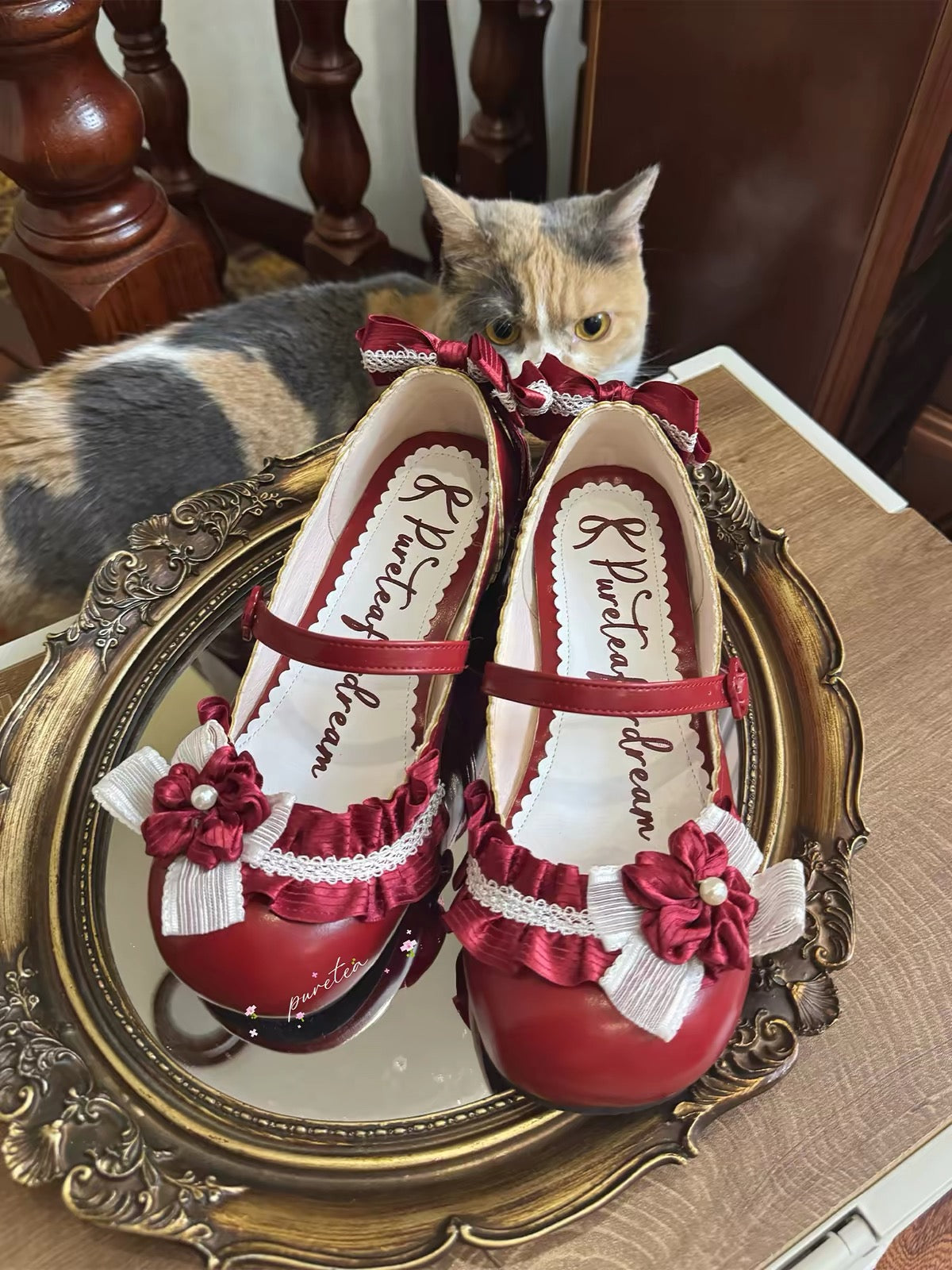 Red low heel Lolita shoes